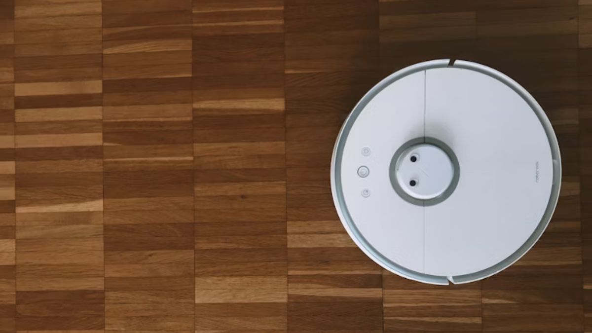 Top Robot Vacuum Cleaner With Auto Docking (May 2024)